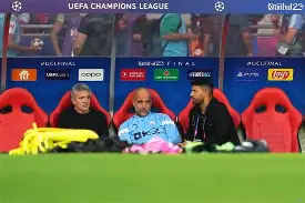 爱游戏平台-曼城发布备战花絮；冲刺阶段临场应变；CBA常规赛任务艰巨；轮换策略成焦点(球迷及市民对cba季前赛活动的期待海采)